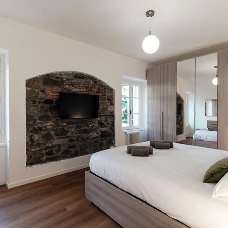 Sunflower -the House Of Travelers Apartamento