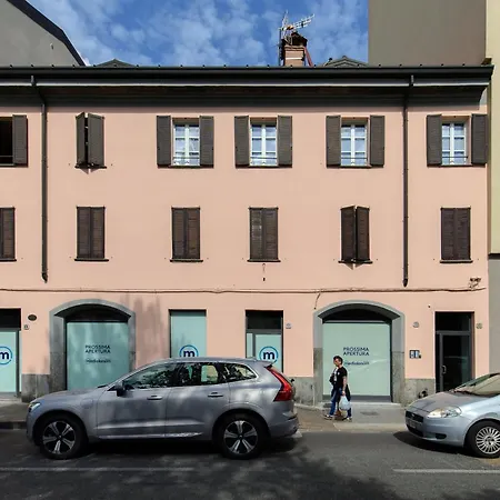 Sunflower -the House Of Travelers Lejlighed